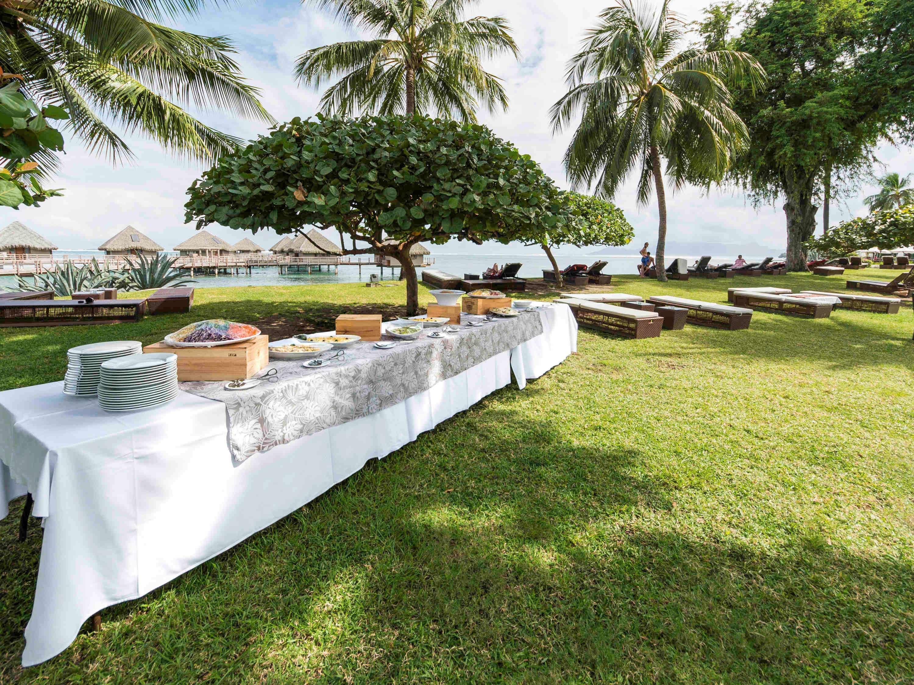 Tahiti Ia Ora Beach Resort - Managed By Sofitel Punaauia  Exterior photo